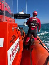 Foto: Cruz Roja atiende 321 activaciones de Salvamento Marítimo en la Región de Murcia en lo que va de 2026