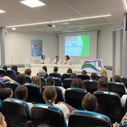 Acto de bienvenida a estudiantes de Formación Profesonal en el Hospital Poniente.