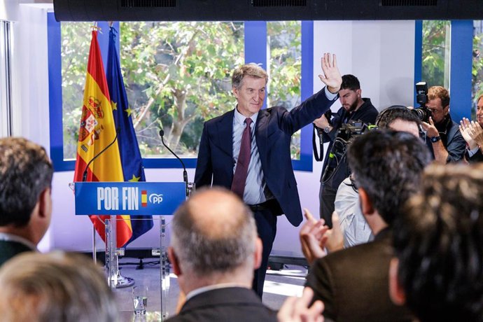 El presidente del Partido Popular, Alberto Núñez Feijóo, preside la reunión de la Junta Directiva Nacional del partido, a 8 de octubre de 2026, en Madrid (España).
