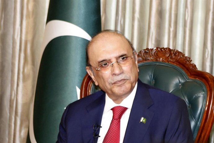 Archivo - El presidente de Pakistán, Asif Ali Zardari