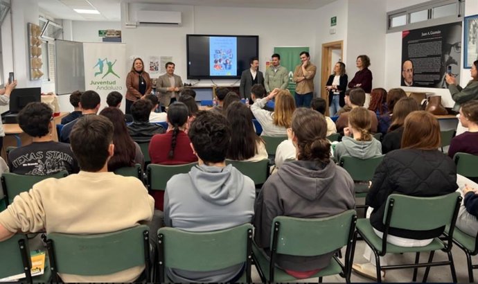 El Instituto Andaluz de la Juventud (IAJ) impulsa programas de hábitos saludables.