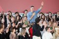 El Bierzo (León) se vuelca con Pedro Sánchez con miles de personas en el segundo acto de la precampaña