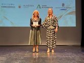 Foto: AEMA reconoce al Ayuntamiento de Almería por su compromiso con las personas con esclerosis múltiple