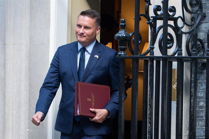 Archivo - El ministro de Defensa británico, Wes Streeting, saliendo del Número 10 de Downing Street (archivo)