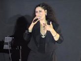Foto: Rosa López desvela el curioso origen del título de sus memorias y confiesa su miedo a que su carrera musical termine