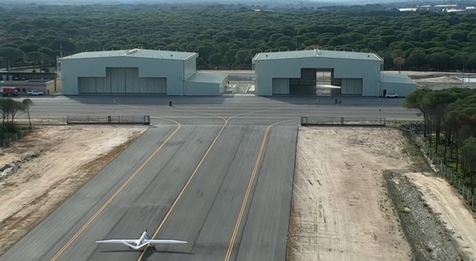 Archivo - Sistema aéreo no tripulado Milano en el CEUS.