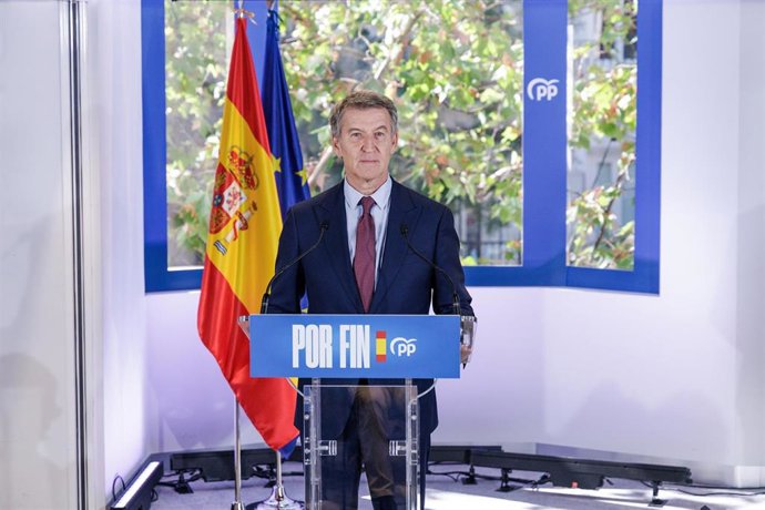 El presidente del Partido Popular, Alberto Núñez Feijóo, preside la reunión de la Junta Directiva Nacional del partido, a 8 de octubre de 2026, en Madrid (España).