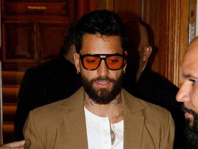Maluma vive la noche madrileña con una exclusiva cena tras cantar por sorpresa con Shakira