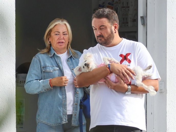 Belén Esteban y Miguel Marcos, unidos ante el delicado momento de salud de su perrita Noah