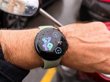 Foto: Así es el Pixel Watch 5: repite diseño, pero integra Gemini Intelligence en el reloj más pulido de Google