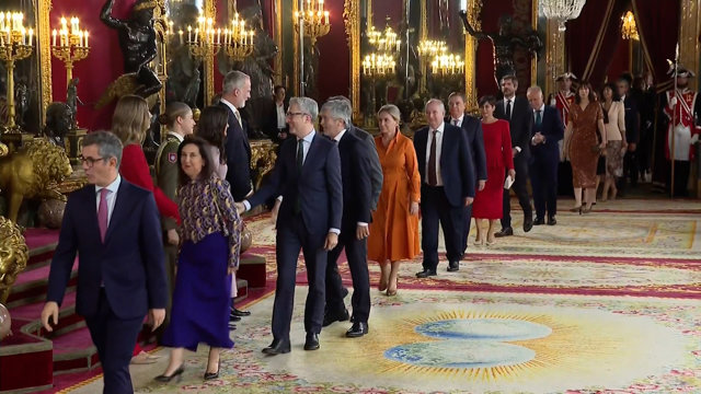 La recepción y besamanos de los Reyes por la Fiesta Nacional