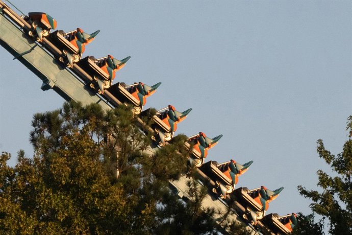 Archivo - Arquivo - 12 de outubro de 2026, Austell, Geórgia, EUA: A montanha-russa “Goliath” no Six Flags Over Georgia.