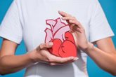 Foto: La menopausia cambia el corazón más de lo que muchas mujeres creen: estas son las cifras que hay que controlar