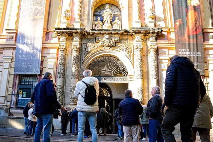 Archivo - Fachada del Museo de Bellas Artes de Sevilla en foto de archivo