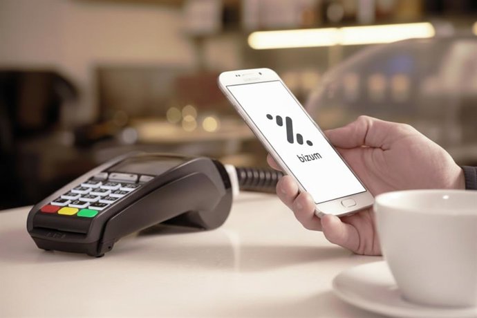Archivo - Pagos móviles con Bizum Pay.