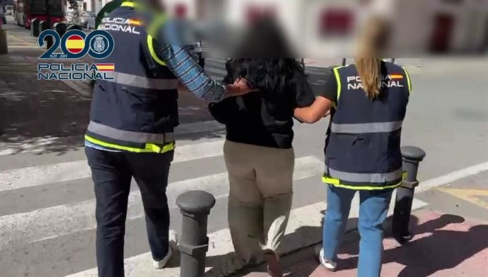 Imatge d'una de les detingudes en el marc de l'operació desenvolupada per la Policia Nacional