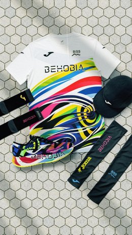 Joma lanza seis cápsulas de textil y accesorios para las grandes carreras de la temporada de 2026.