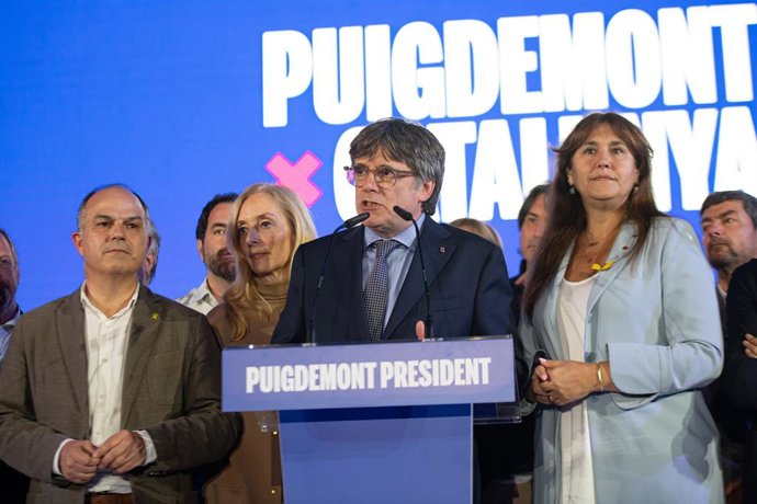 Archivo - El secretari general de Junts, Jordi Turull; el líder de Junts, Carles Puigdemont i l'expresidenta de Junts i del Parlament de Catalunya, Laura Borràs