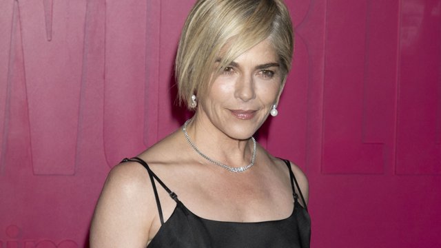 Selma Blair, detenida por atacar a dos azafatas e intentar abrir la puerta de un avión en pleno vuelo