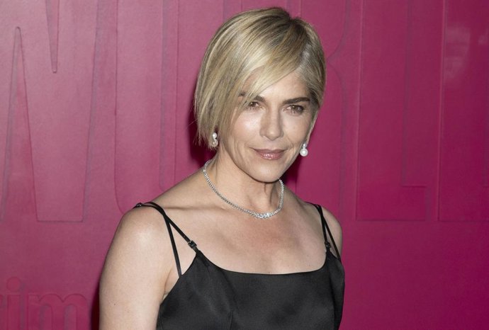 Selma Blair, detenida por atacar a dos azafatas e intentar abrir la puerta de un avión en pleno vuelo