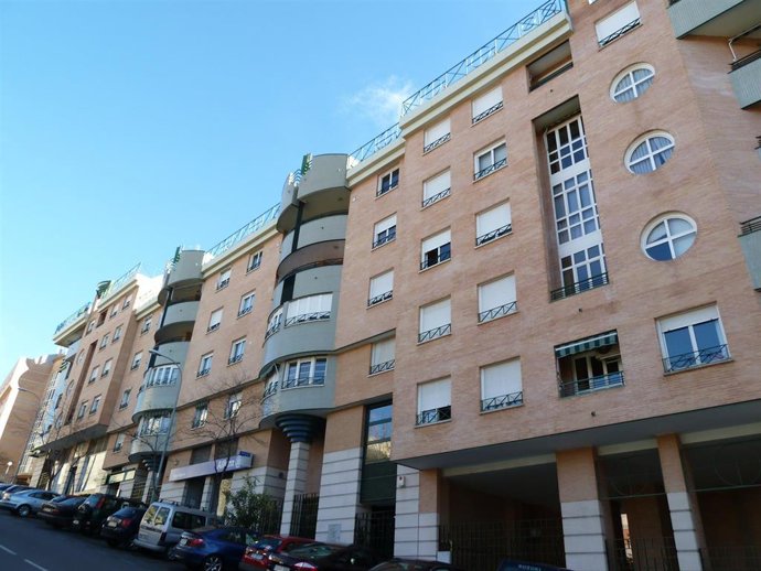 Archivo - Edificio de viviendas.
