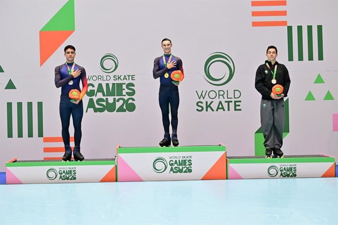 El español Guillermo Gómez, campeón del mundo absoluto de patinaje artístico en los World Skate Games en Asunción.