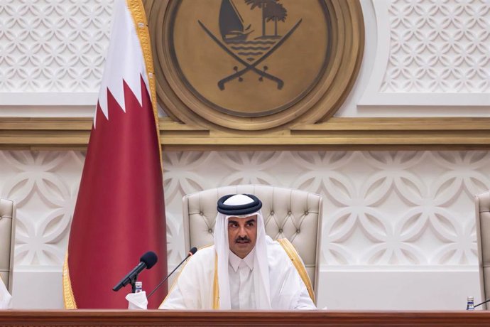 13 de outubro de 2026, Doha, Catar: O emir do Catar, xeque Tamim bin Hamad Al Thani, inaugura a 55ª sessão anual do Conselho da Shura e profere um discurso no Salão Tamim bin Hamad, na sede do conselho em Doha, Catar, em 13 de outubro de 2026