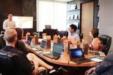 Foto: El 47% de las mujeres del sector tecnológico ha sufrido discriminación de género en el trabajo, según estudio de ISACA