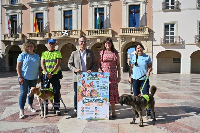Presentación de la V edición de 'AlmAnimal'.