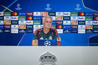 Archivo - 07 September 2026, Spain, Madrid: Real Madrid head coach Jose Mourinho speaks during a press conference ahead of Tuesday's UEFA Champions League soccer match against Inter Milan. Photo: Alberto Gardin/ZUMA Press Wire/dpa