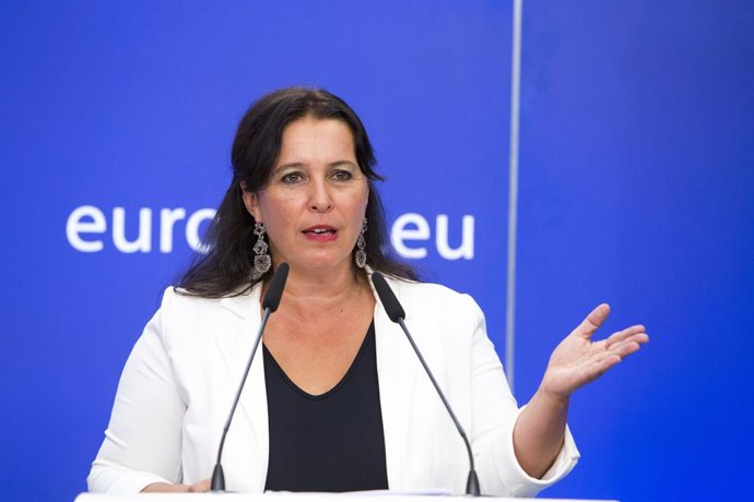 Archivo - Parlamento Europeo.- Miranda (BNG) avisa al Comisario de Pesca de que "1.200 barcos se despiezaron en Galicia" por decisión europea