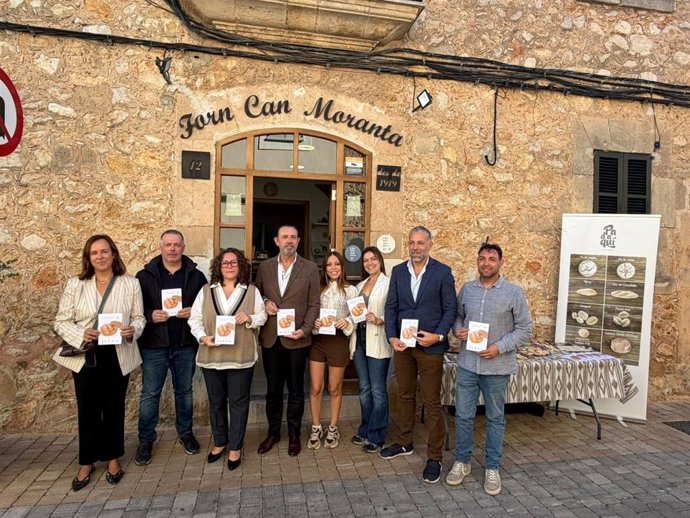 Una treintena de hornos se interesan por la bolsa de trabajo del Govern para paliar la falta de mano de obra del sector.