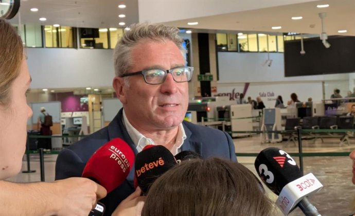 El coordinador de la red de Rodalies de Catalunya de Adif, Antonio Carmona