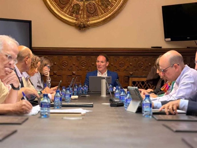 La Diputación de Soria propone aumentar el cheque bebé hasta los 380.000 euros para los nacidos en 2025 .