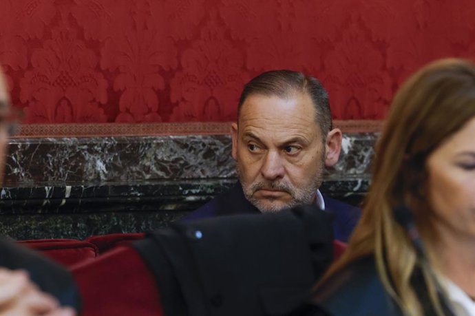 Archivo - Arxiu - L'ex-ministre José Luis Ábalos en el banc dels acusats durant el juí pel 'cas mascaretes' en el Tribunal Suprem, a 7 d'abril del 2026, a Madrid (Espanya).