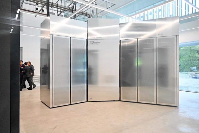 Archivo - IBM Quantum System Two