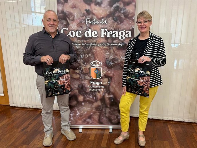 Javier Catalán y Eva Duarte en la presentación de la Fiesta del Coc.