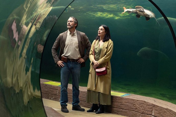 La milimétrica vida de Paco León se derrumba en Rata, su nueva comedia para Netflix, que ya ha iniciado su rodaje