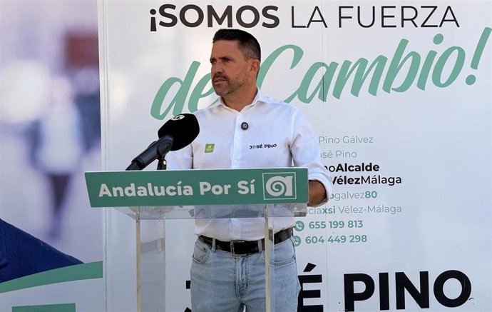 El portavoz de Andalucía Por Sí (AxSí) en el Ayuntamiento de la localidad malagueña de Vélez-Málaga, José Pino.