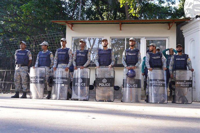 Archivo - Arquivo - Imagem de arquivo de policiais do Bangladesh.