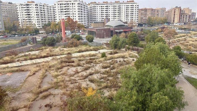 Archivo - Zona del Portillo, en Zaragoza, donde comienzan las obras para un nuevo parque.