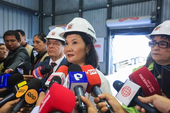 Perú.- Presidenta: Millones de peruanos estamos rezando por pronta recuperación de papa León XIV