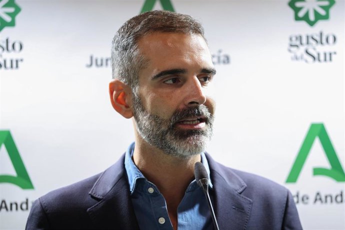 El consejero de Agricultura, Pesca, Agua y Desarrollo Rural de la Junta de Andalucía, Ramón Fernández-Pacheco.
