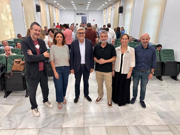 El PSOE de Málaga aprueba sus candidaturas para el 29N con José Bernal como cabeza de lista al Congreso y Javier García León al Senado.