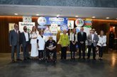 Foto: Asociación STOP, Solidarios cos Maiores, Marisol Soengas, Nauterra y el Parlamento, galardonados por la ONCE