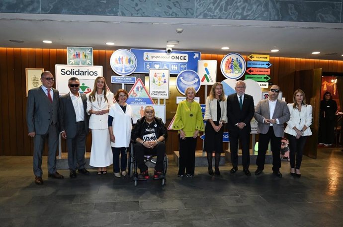 La Asociación STOP, Solidarios cos Maiores, Marisol Soengas, Nauterra y el Parlamento de Galicia han recibido los Premios Solidarios Grupo Social ONCE Galicia 2026