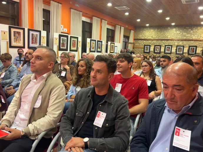 El Comité Provincial del PSOE de León, celebrado en Boñar, ratifica las candidaturas a las Cortes Generales para las elecciones del 29 de noviembre.