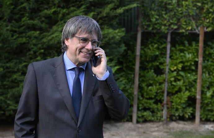 Puigdemont després de la seva declaració del 6 d'octubre en Waterloo