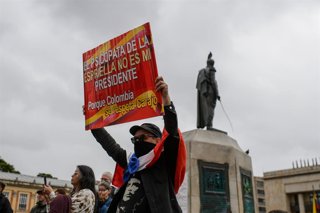 Archivo - Manifestantes contra el Ejecutivo del presidente Abelardo de la Espriella 
