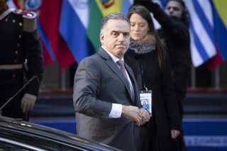 Archivo - El presidente de Uruguay, Yamandú Orsi, entrnado al Palacio San Martín, sede del Ministerio de Exteriores argentino, para reunirse con los presidentes del Mercosur.